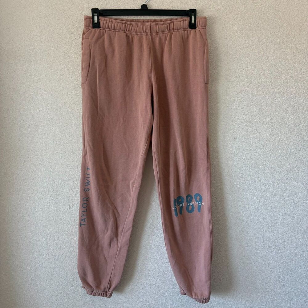 Taylor Swift 1989 Taylor’s Version Sweatpants Size M Mauve Blue Graphic Official
